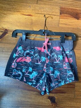 Salt Life Girl’s Boardshorts/Short Tropical Print Black And Hot Pink NWT YM